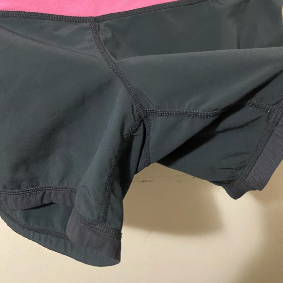lululemon shorts - Picture 9 of 10